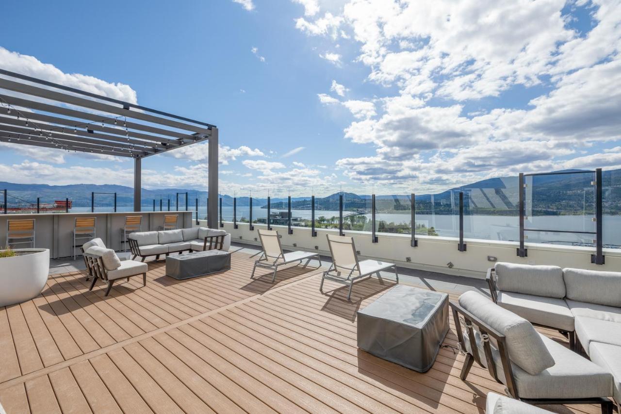 Brand New Luxury Downtown Near The Beach #13 Kelowna Buitenkant foto